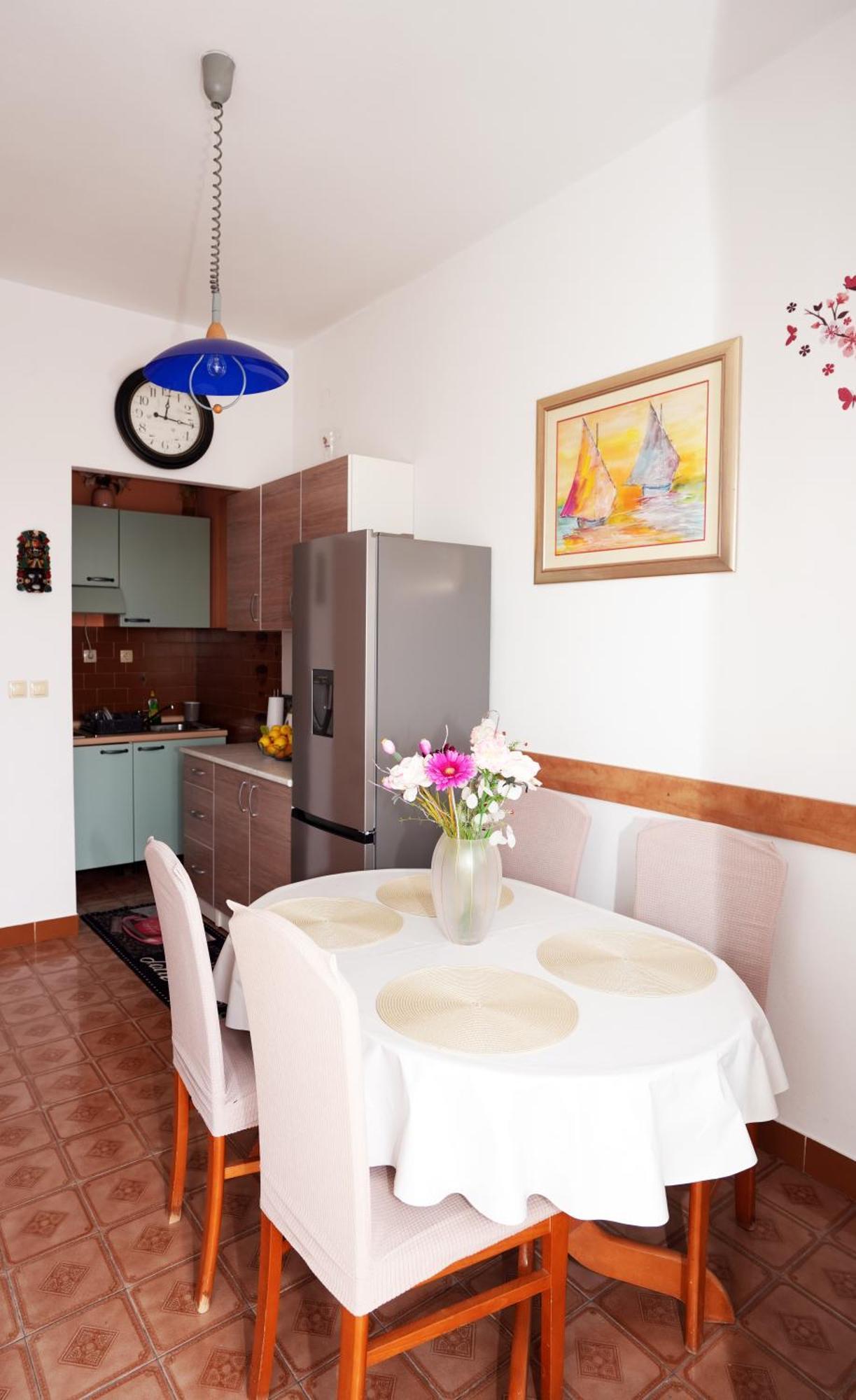 Apartment Beky Подстрана Екстериор снимка